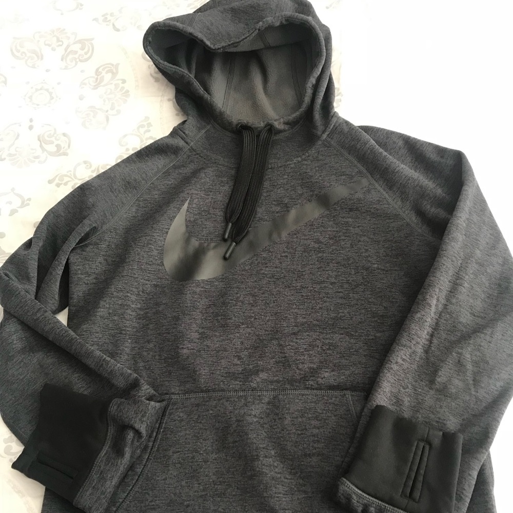 Nike Therma Fit Hoodie!